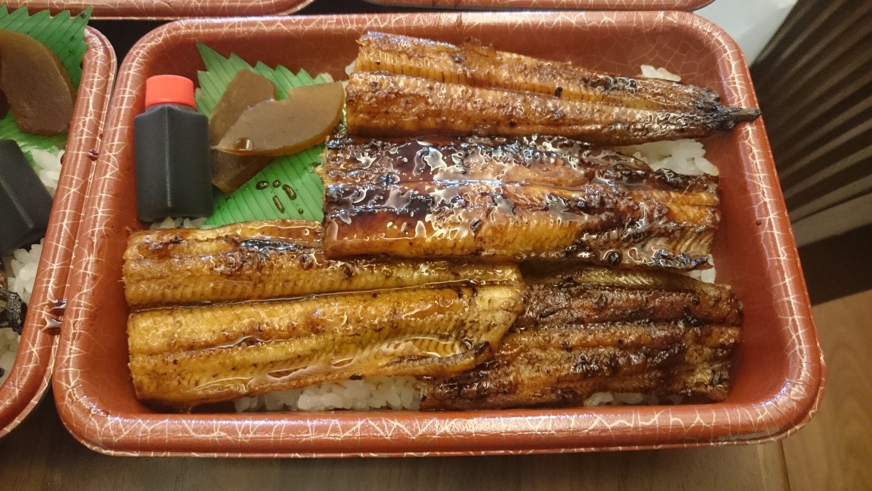 岡山県児島湾の天然うなぎ 藤都水産 岡山県児島湾の天然うなぎ 藤都水産